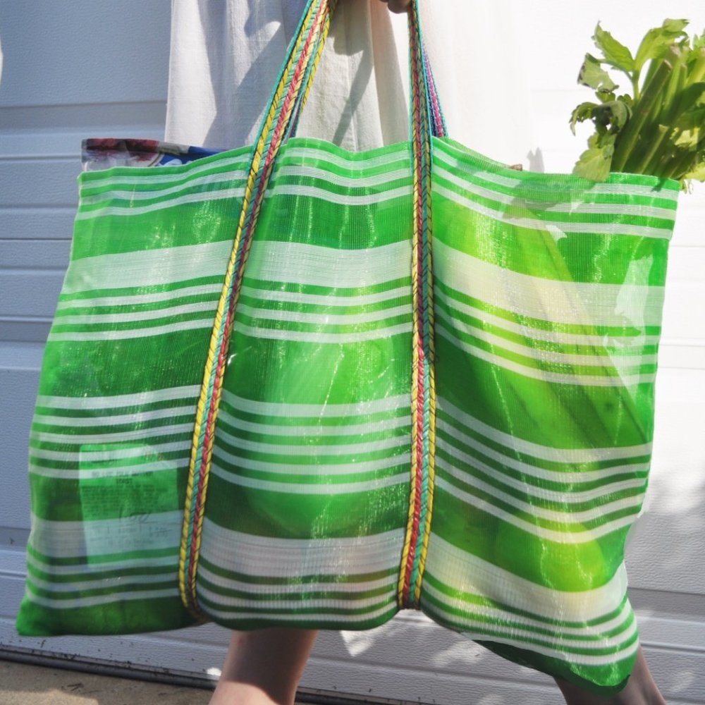 Lulu's She's-My-Regular Mesh Market Tote Bag (Med)